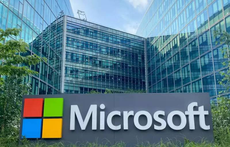 Microsoft 365 now offers AI capabilities to help frontline workers