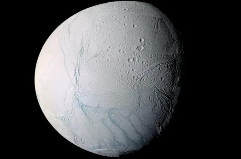 Delightful Organic Molecules Found Emerging From Enceladus