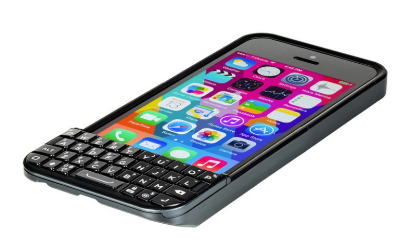 BlackBerry’s glory days are back on iPhones with new physical keyboard cases