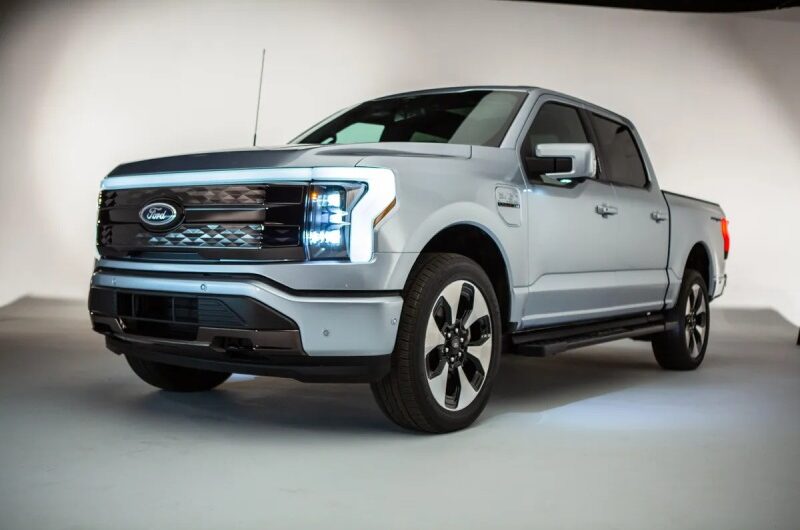 Ford Halts Production of the 2024 F-150 Lightning as Hundreds of Trucks Accumulate